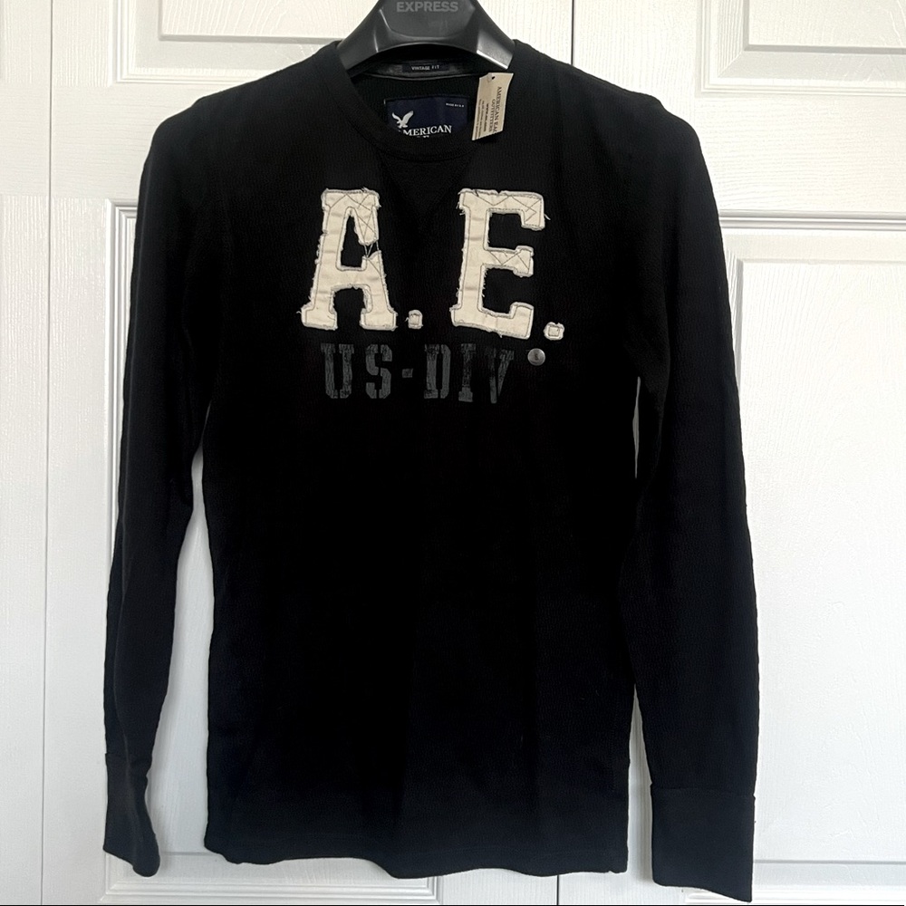 American Eagle Men’s Long Sleeve Sz Small New